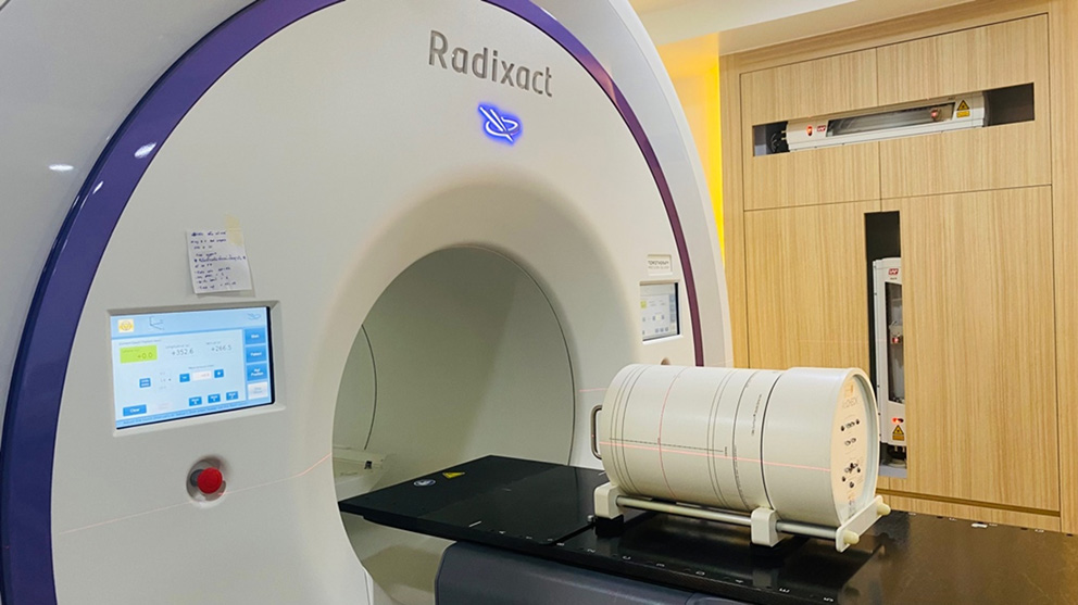 Evaluation of tolerance and action limits for delivery quality assurance in two tomotherapy platforms based on AAPM TG-218 recommendations