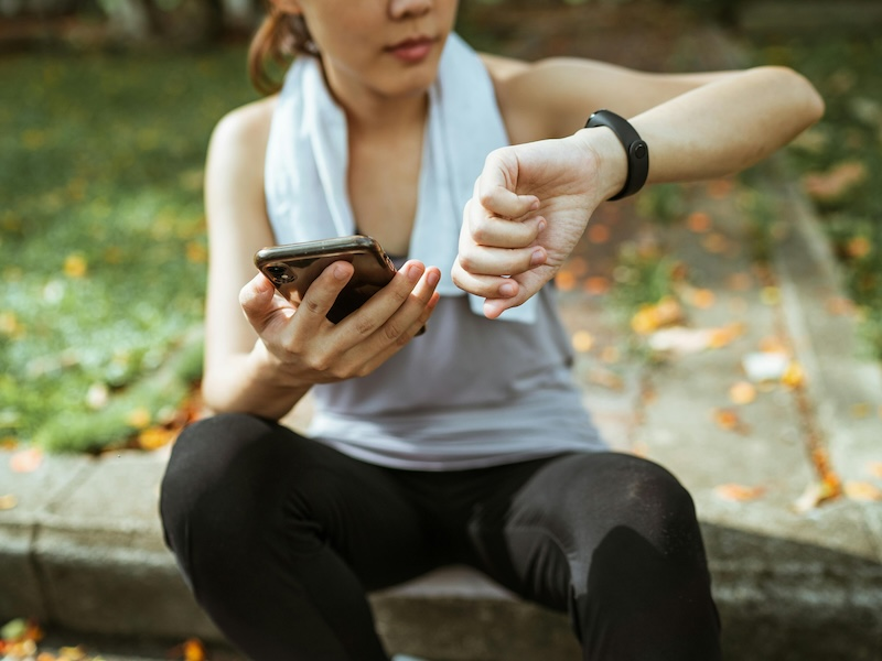 Objectively and Subjectively Measured Physical Activity and Their Associations With Cardiometabolic Risk in the UK Biobank: Retrospective Cohort Study